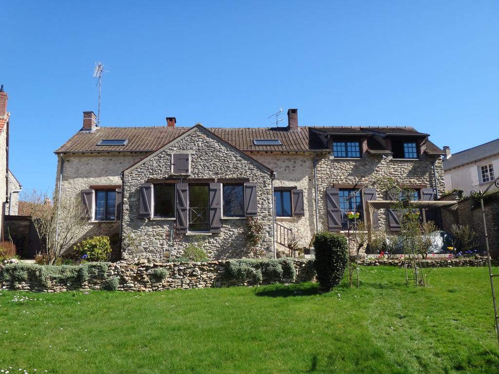 La Maison Du Fargis Hotel Auffargis Exterior photo